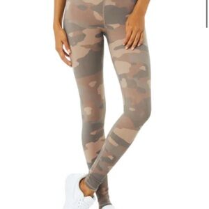 ALO Camo Print Leggings